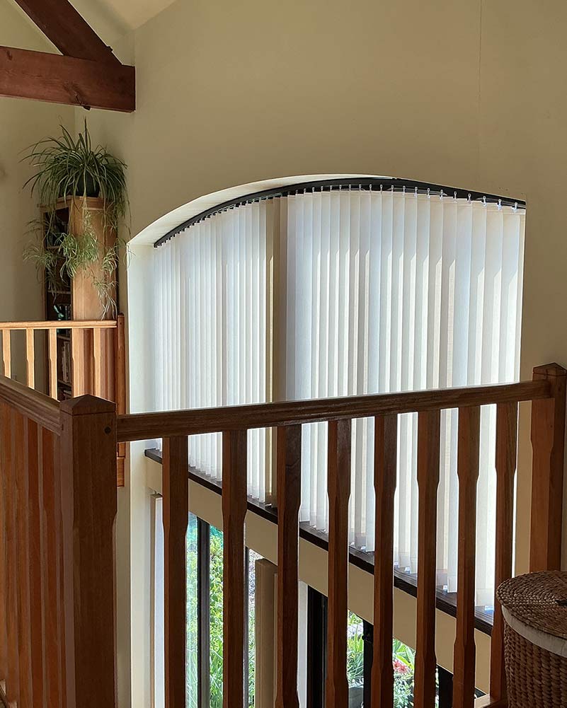 Curved Venetian Window Blinds