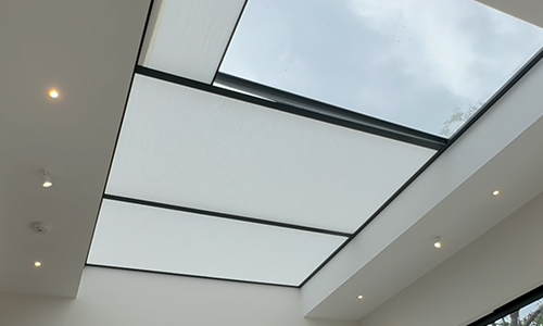 Modern house roof lantern blinds